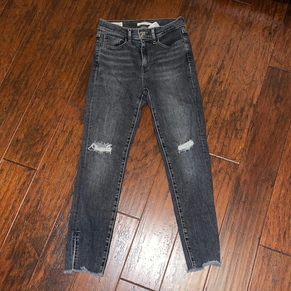 Levi 724 high rise straight jeans